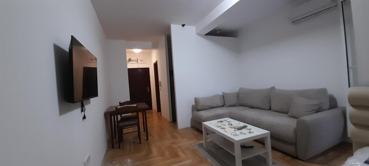 Apartment Luka