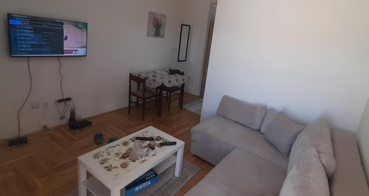 Apartment Luka